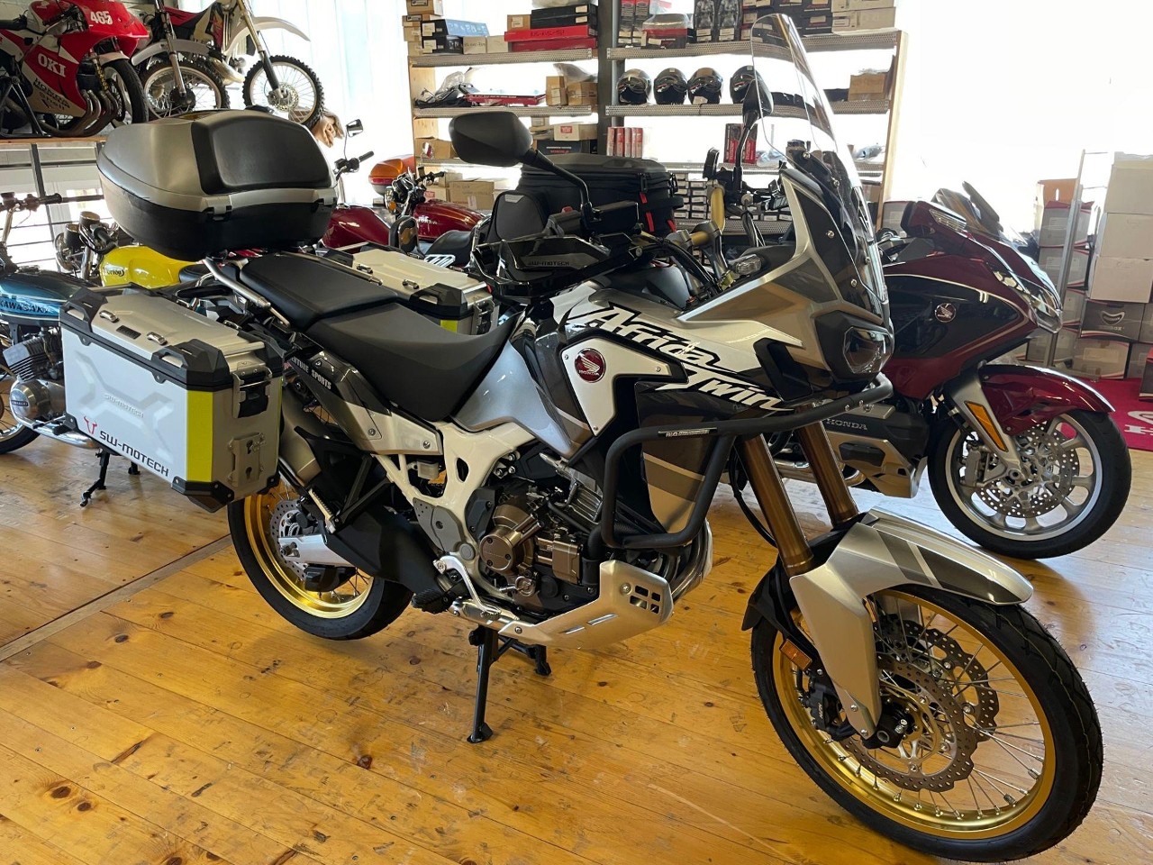 HONDA CRF 1000AD DTC Adventure Africa Twin-image-1