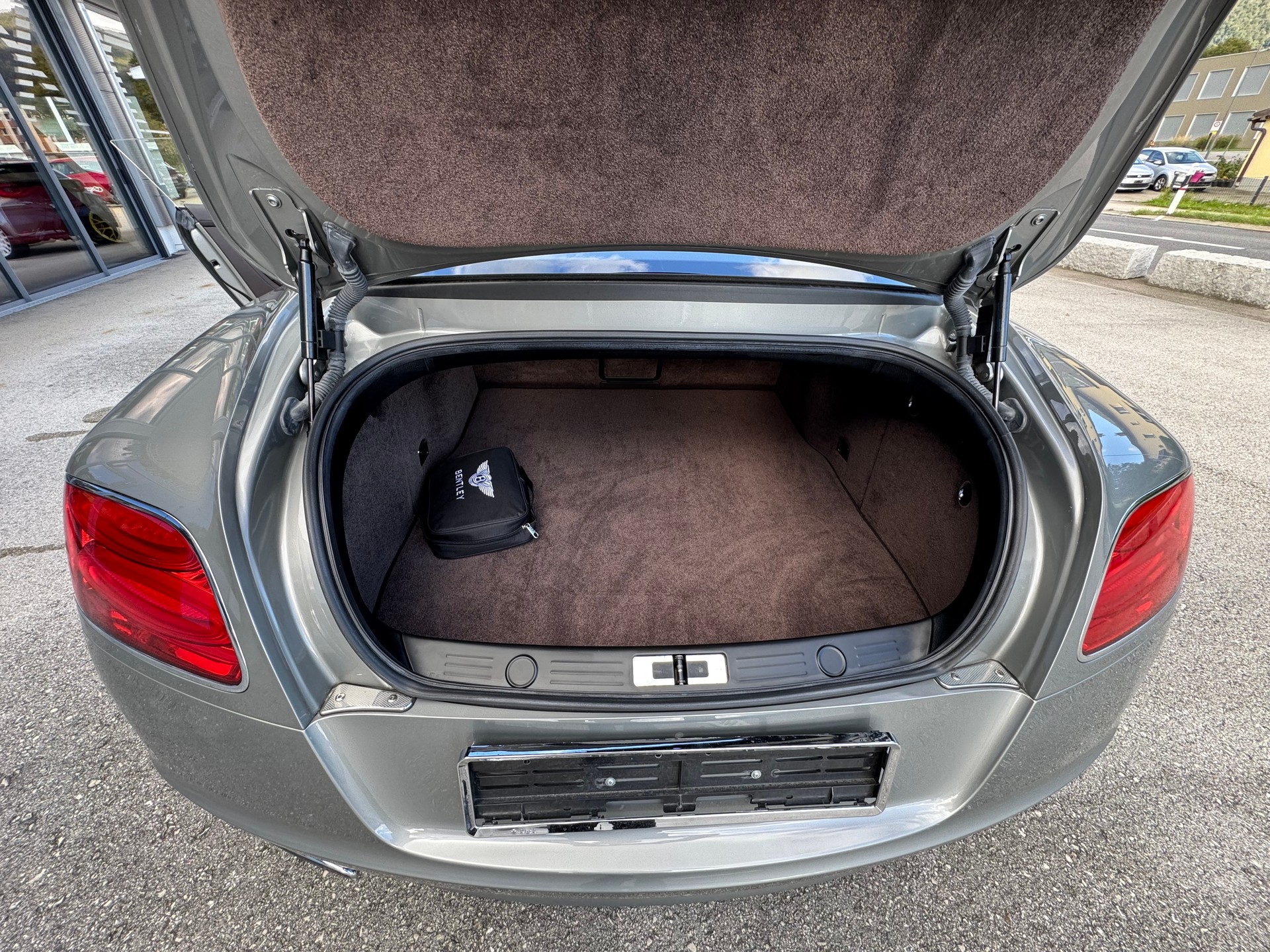 BENTLEY Continental GT Speed 6.0 W12-image-15