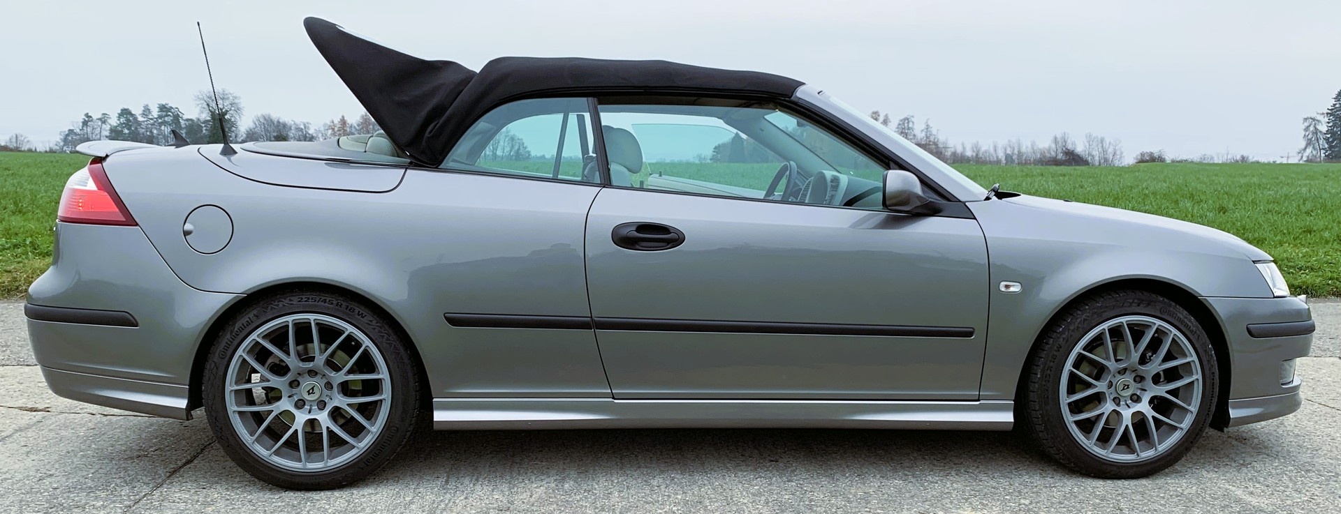 SAAB 9-3 2.0T Aero Cabrio-image-4