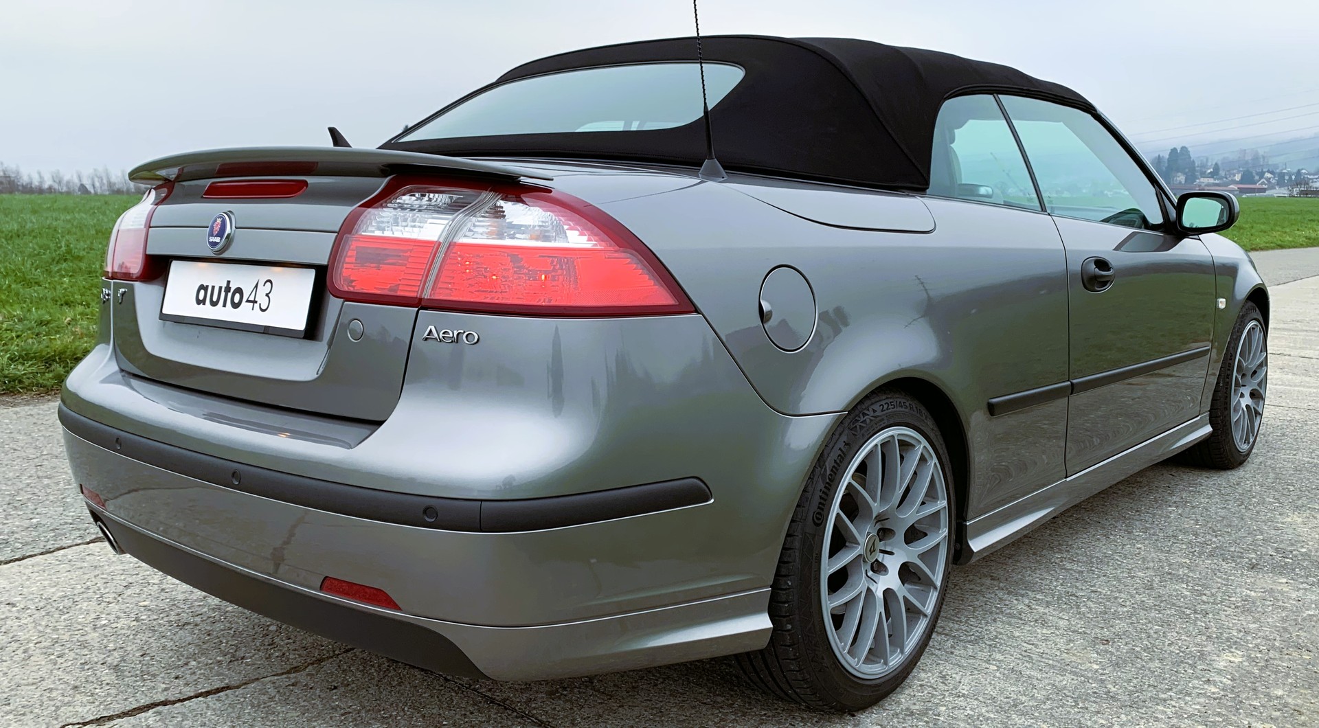 SAAB 9-3 2.0T Aero Cabrio-image-8