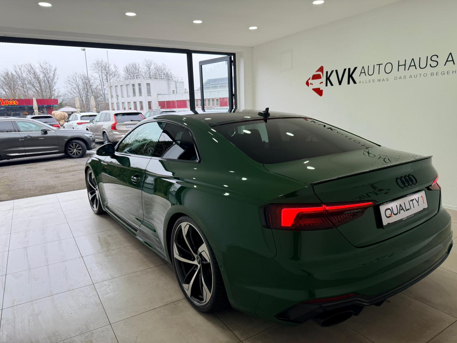 AUDI RS5 Coupé 2.9 TFSI quattro tiptronic*Carbon Dach*Carbon Interieur & Exterieur *Keramik Bremsanlage-image-9