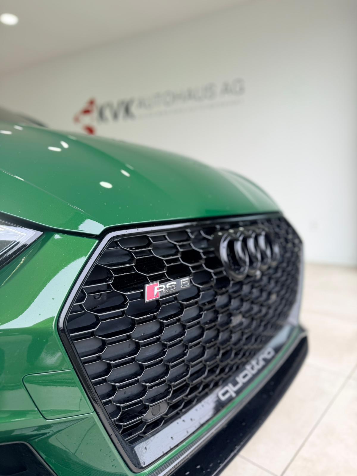 AUDI RS5 Coupé 2.9 TFSI quattro tiptronic*Carbon Dach*Carbon Interieur & Exterieur *Keramik Bremsanlage-image-6