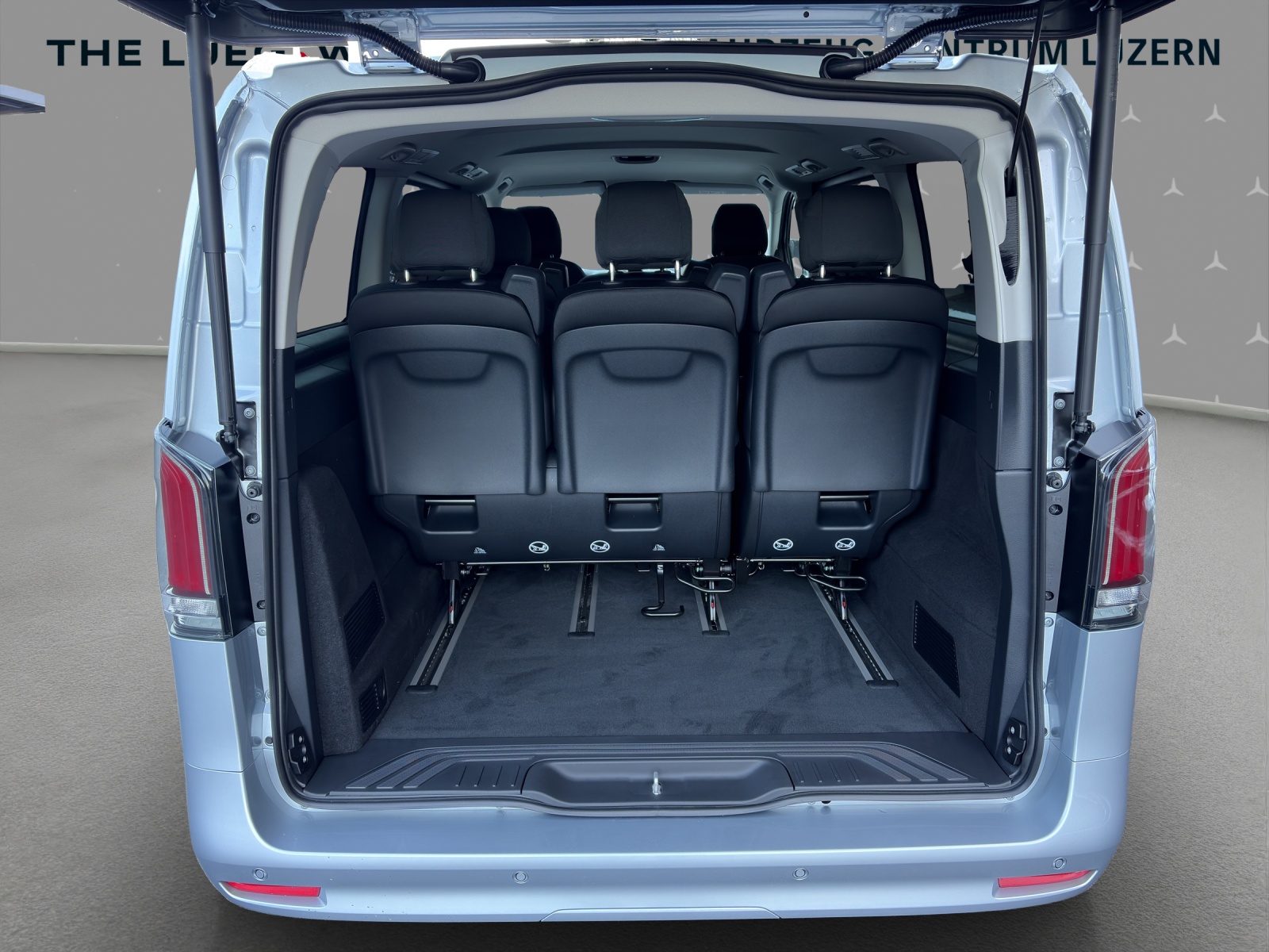 MERCEDES-BENZ Vito 116 CDI Lang Tourer FAMILY 9G-Tronic 4M Select-image-12