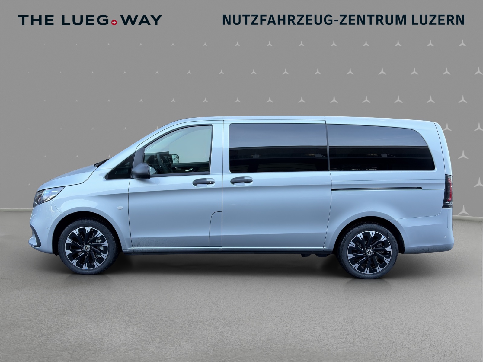 MERCEDES-BENZ Vito 116 CDI Lang Tourer FAMILY 9G-Tronic 4M Select-image-1