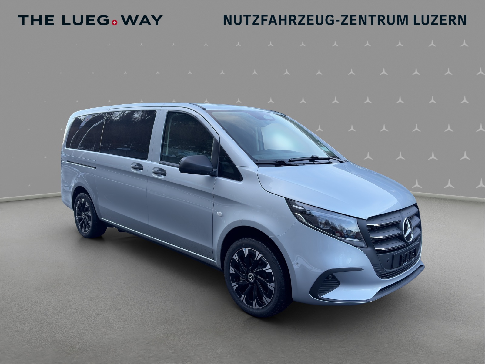 MERCEDES-BENZ Vito 116 CDI Lang Tourer FAMILY 9G-Tronic 4M Select-image-6