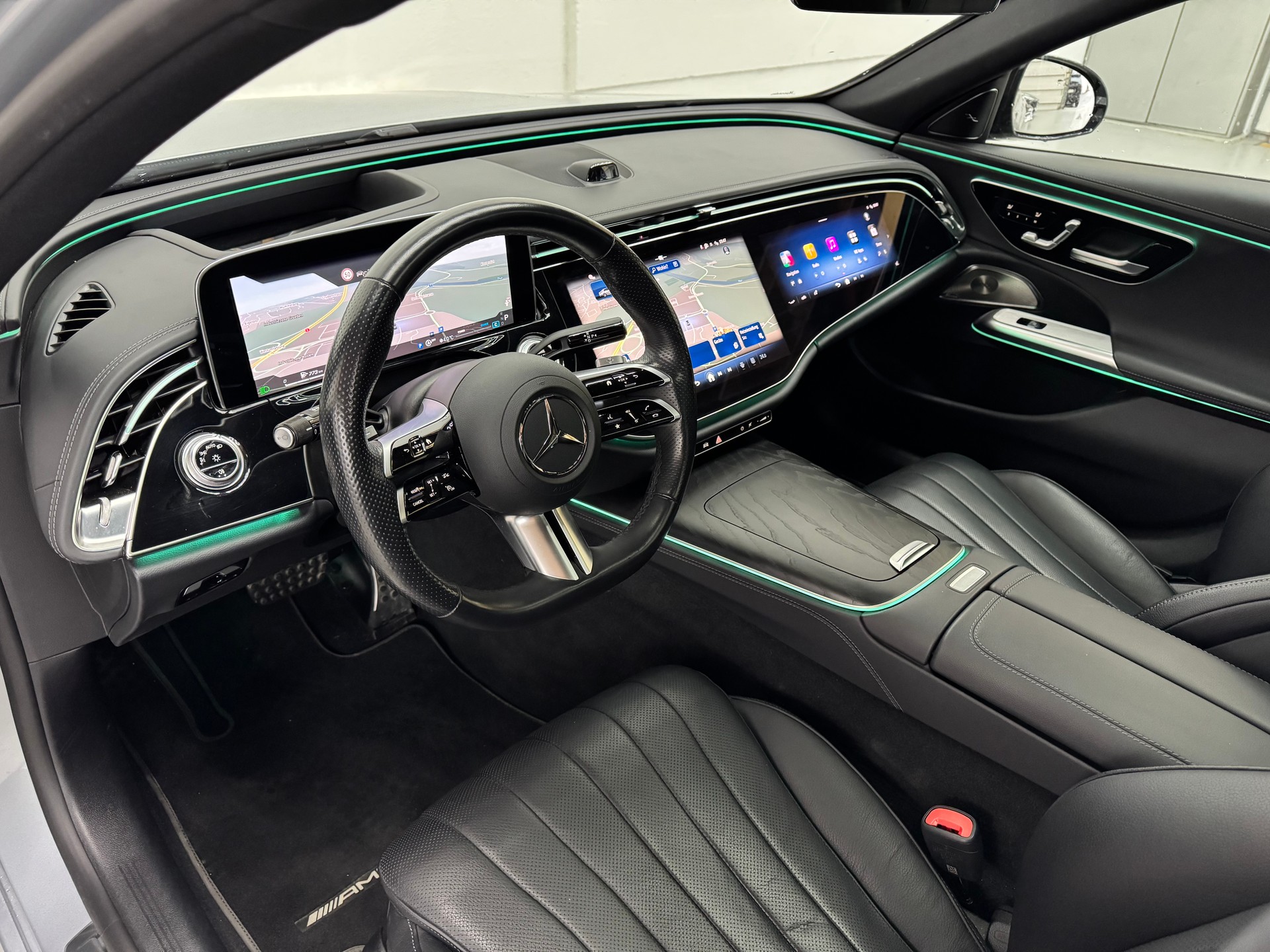 MERCEDES-BENZ E 220 d 4Matic 9G-Tronic-image-10