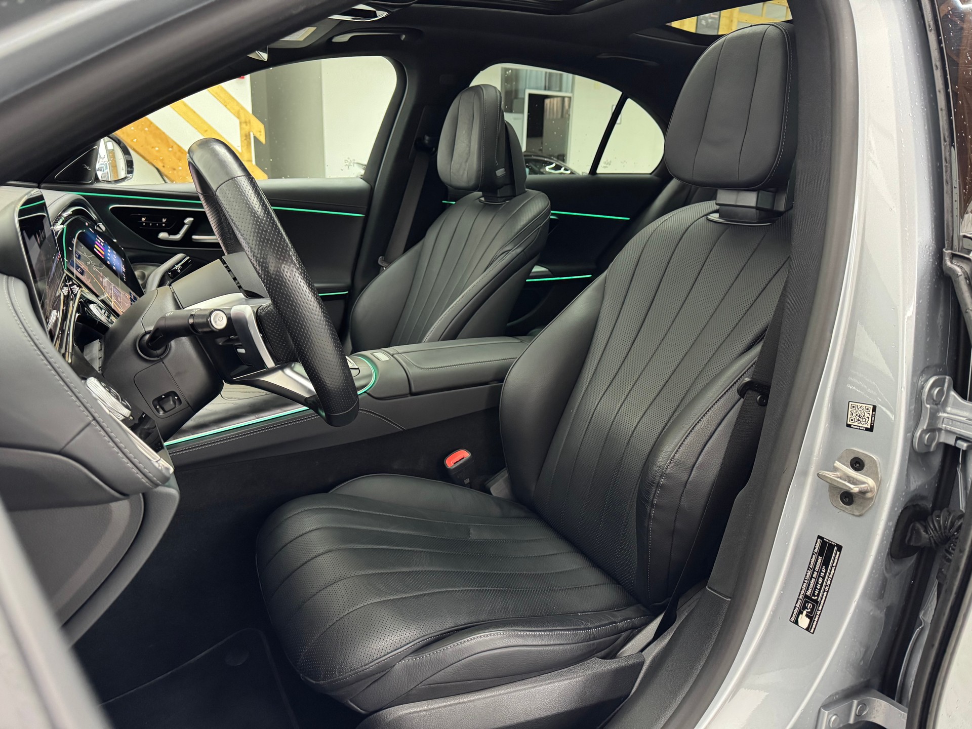 MERCEDES-BENZ E 220 d 4Matic 9G-Tronic-image-9