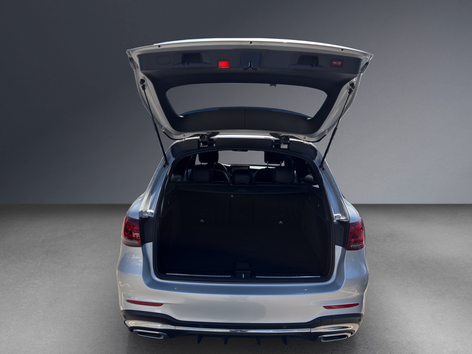MERCEDES-BENZ GLC 300 AMG Line 4Matic 9G-Tronic-image-5