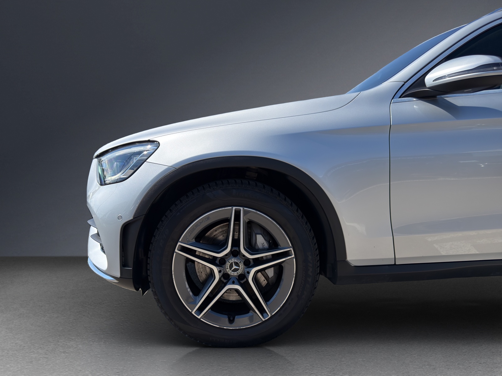 MERCEDES-BENZ GLC 300 AMG Line 4Matic 9G-Tronic-image-6