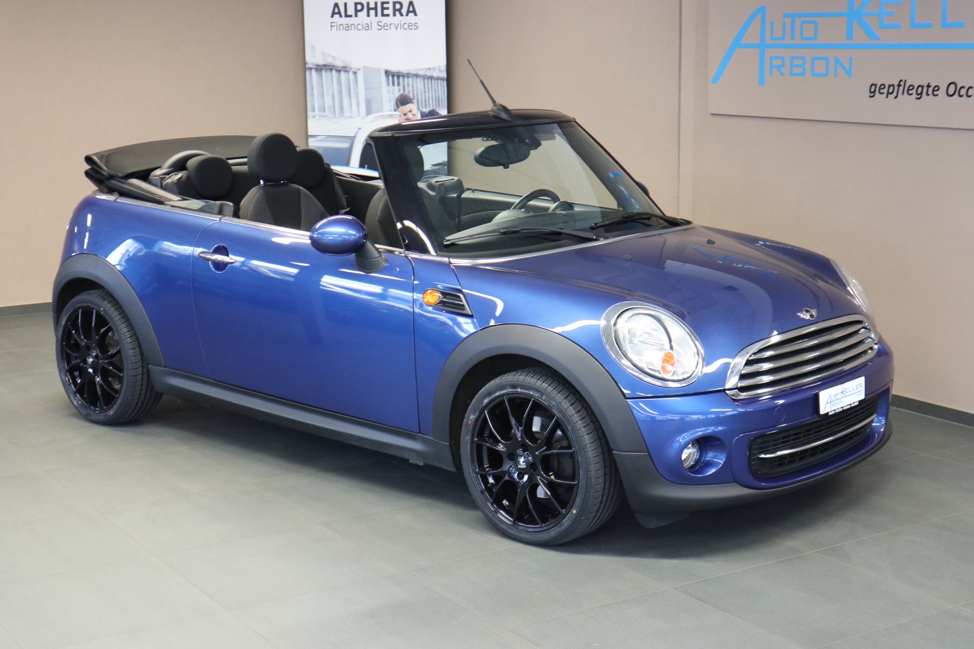 MINI Cabrio R57 1.6i Cooper-image-2