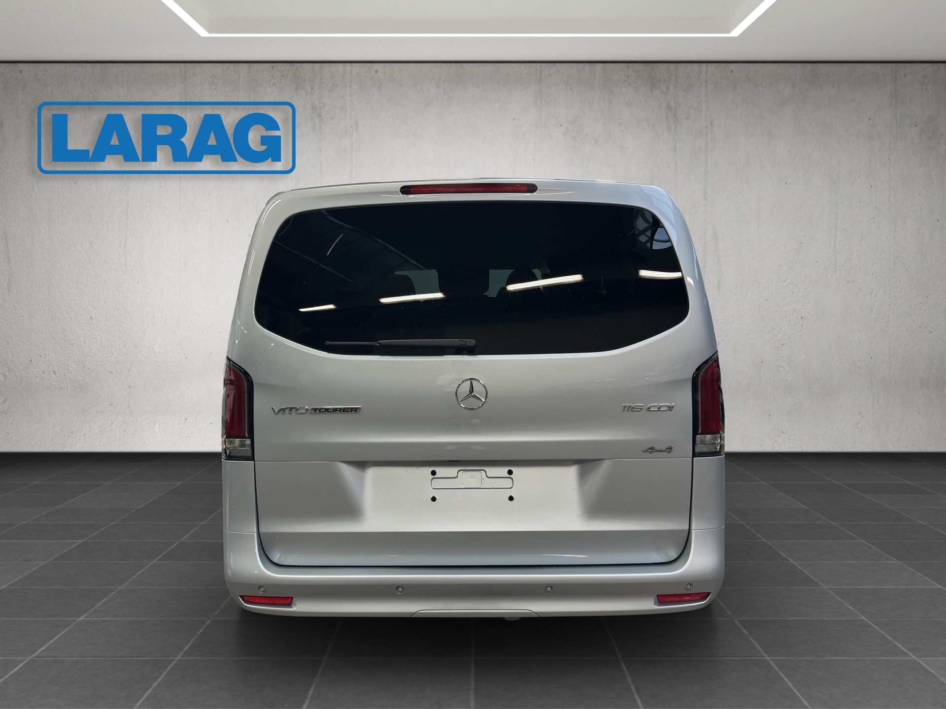 MERCEDES-BENZ Vito 116 CDI Lang Tourer 9G-Tronic 4M Select-image-4
