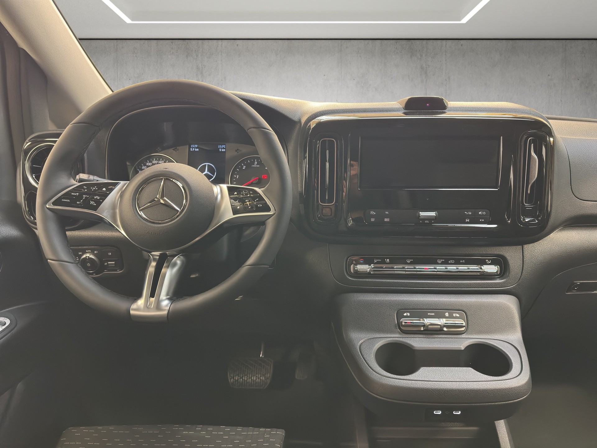 MERCEDES-BENZ Vito 116 CDI Lang Tourer 9G-Tronic 4M Select-image-7