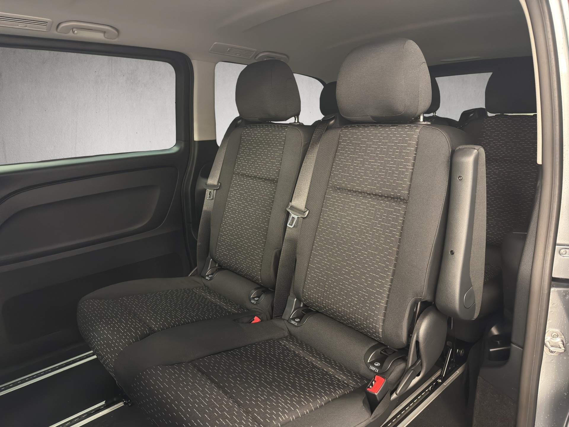 MERCEDES-BENZ Vito 116 CDI Lang Tourer 9G-Tronic 4M Select-image-8