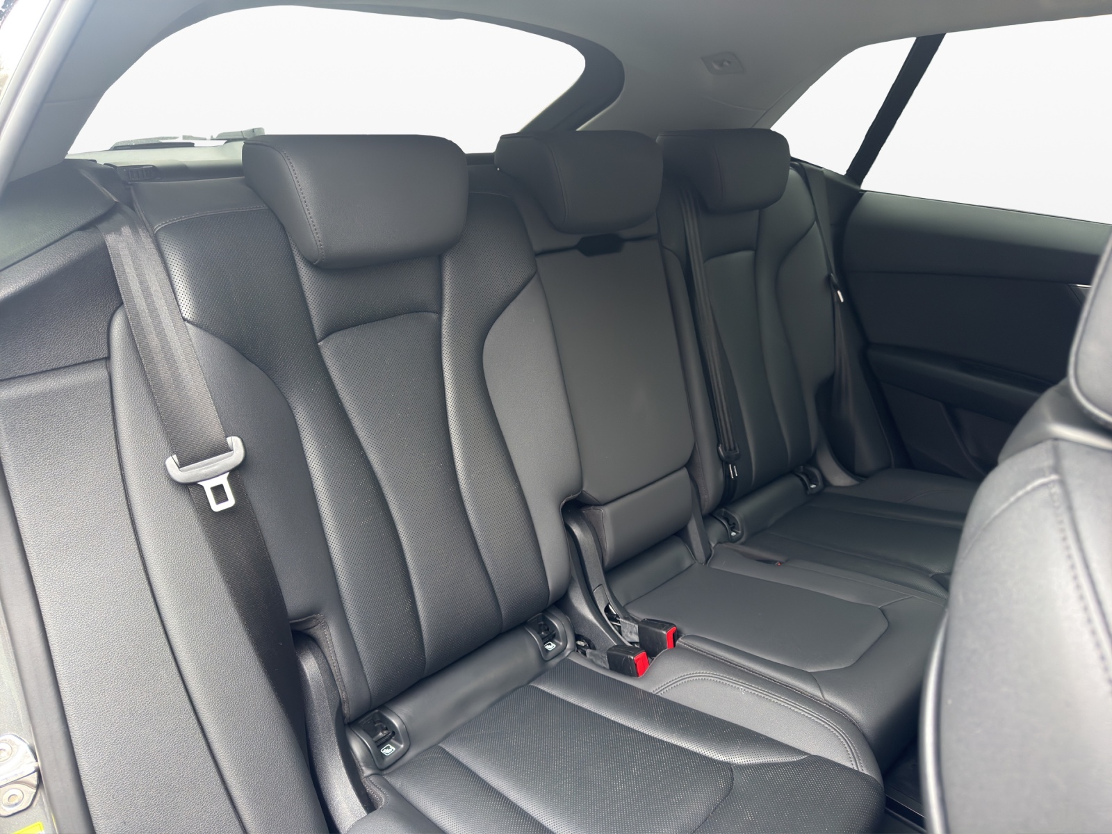 AUDI Q8 50 TDI quattro tiptronic-image-18