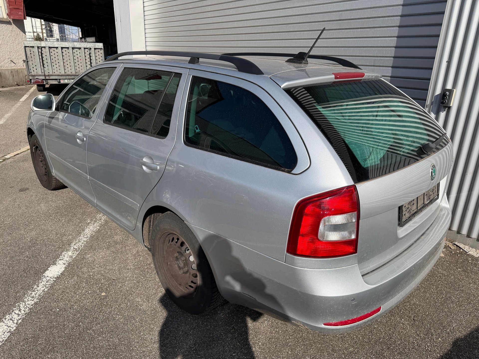 SKODA Octavia Combi 1.6 TDI Active DSG-image-3