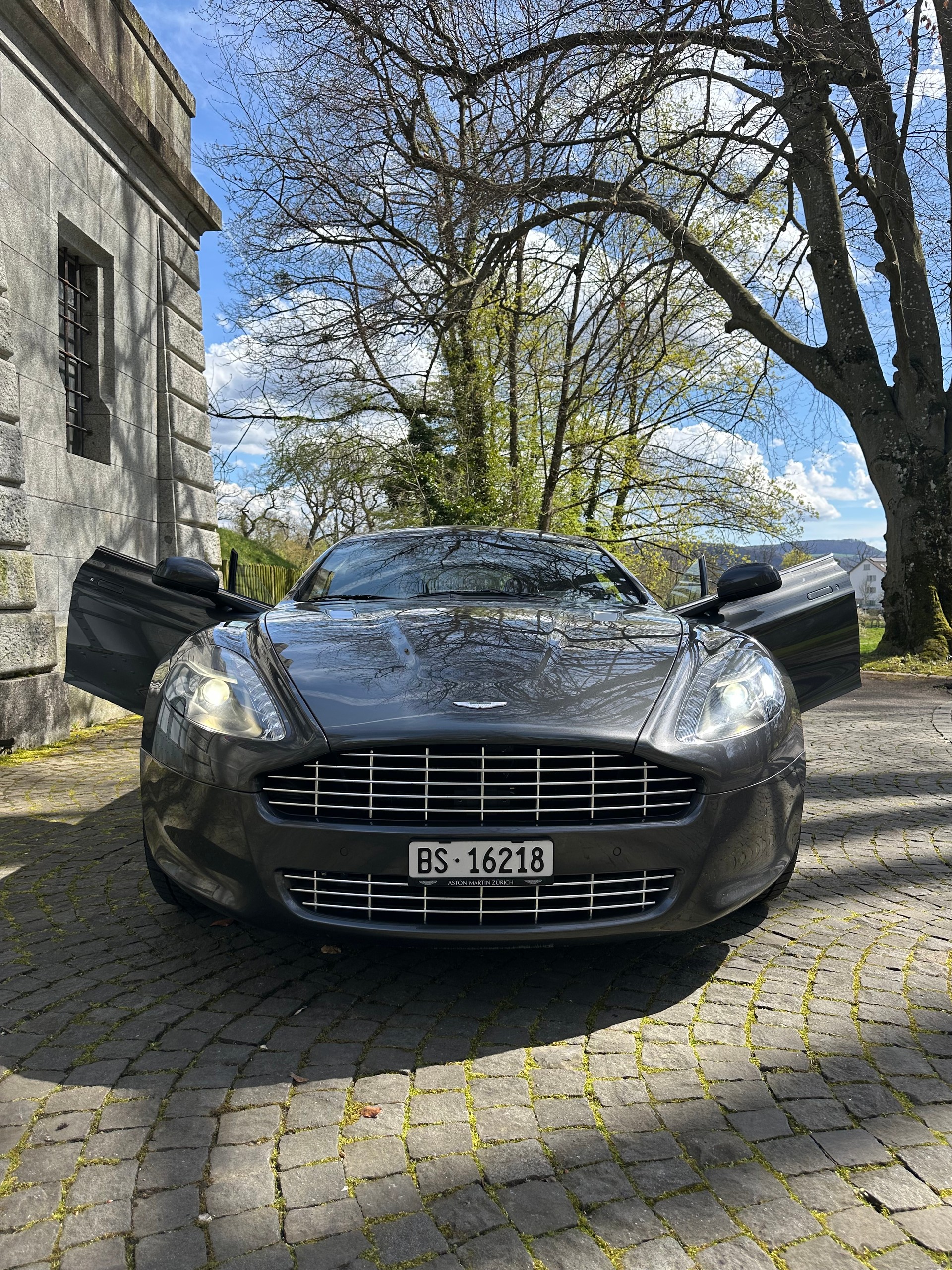 ASTON MARTIN Rapide 5.9 V12 Touchtronic 2-image-6