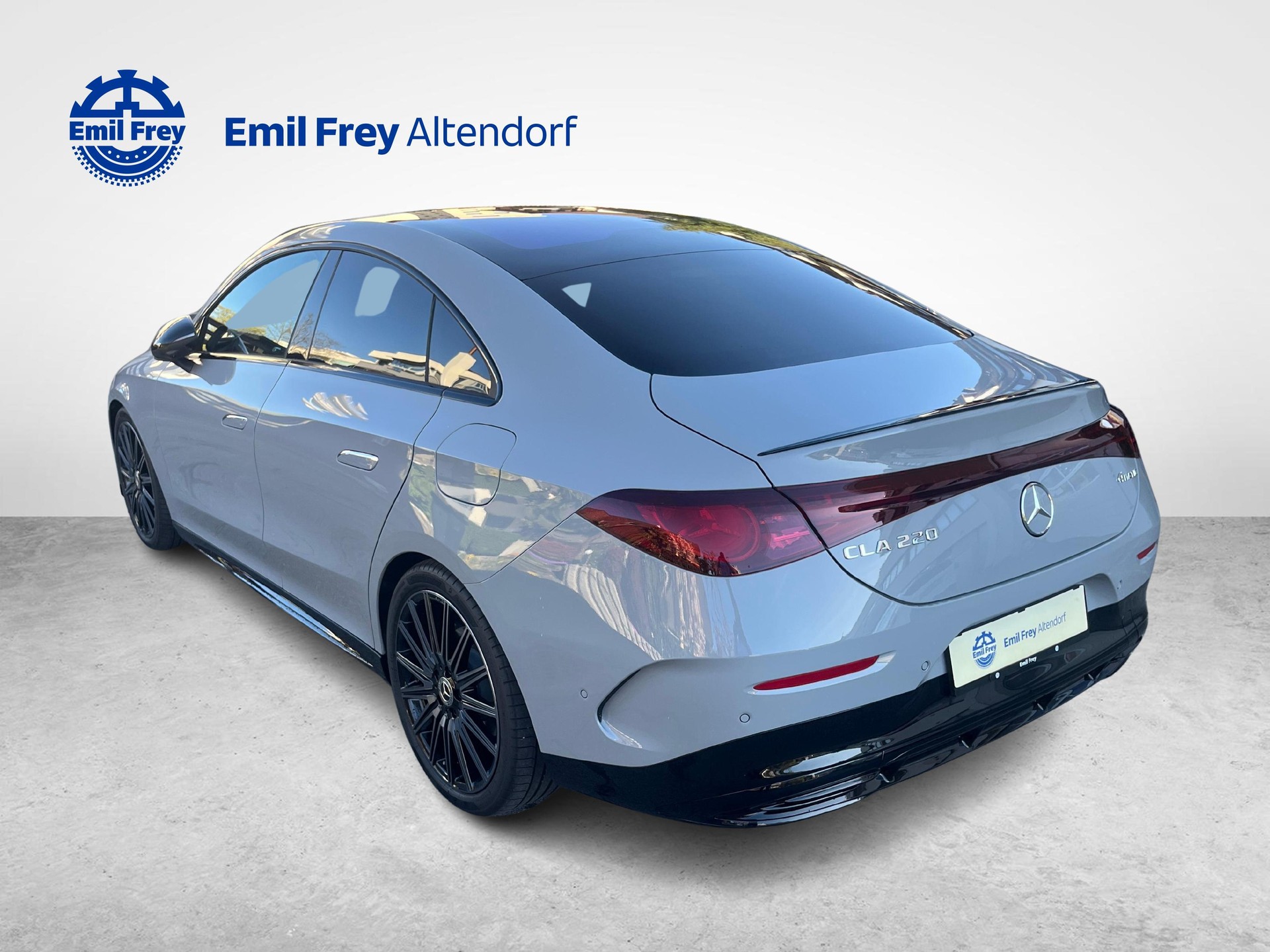 MERCEDES-BENZ CLA 220 4MATIC AMG Line-showroom-element-2