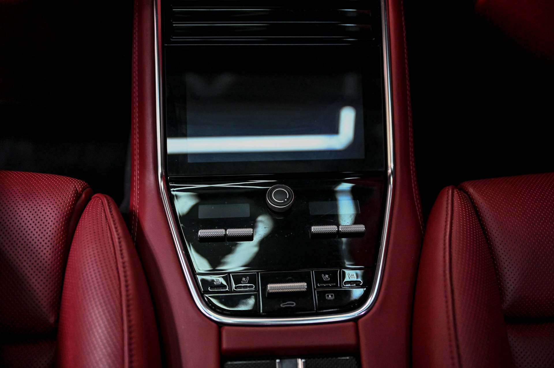 PORSCHE Panamera Turbo S E-Hybrid-image-34