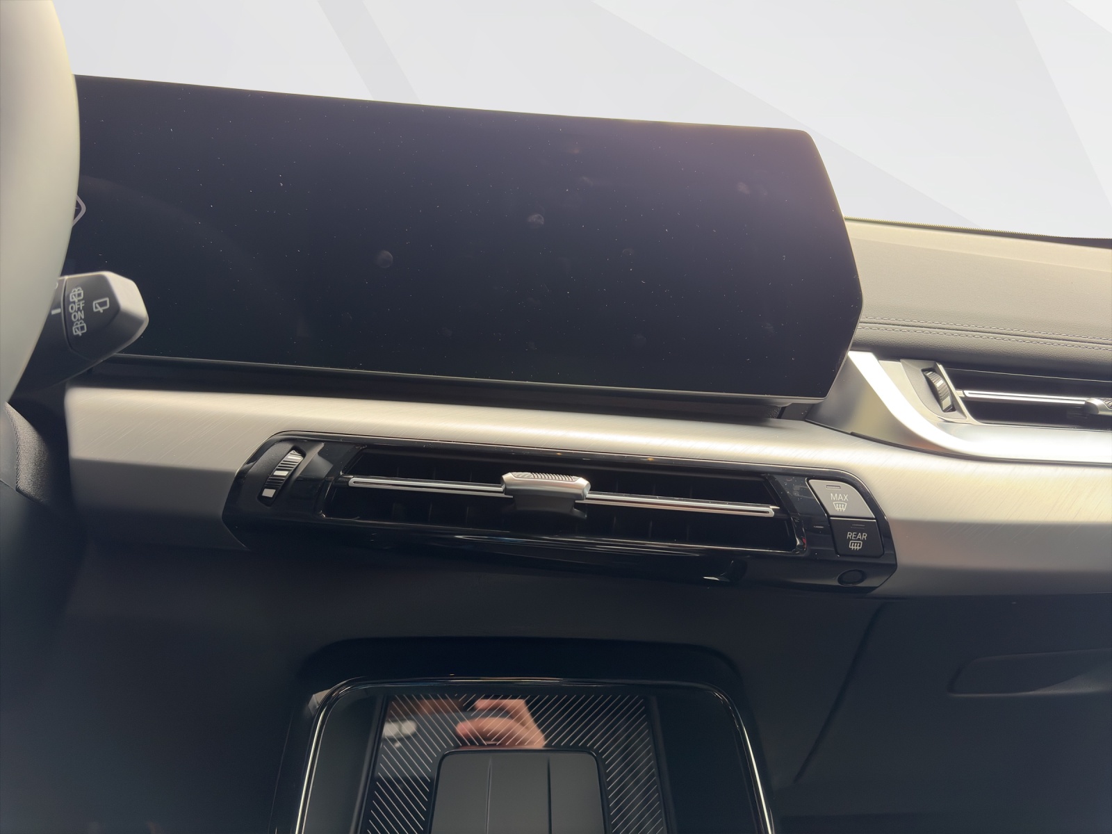 BMW X1 30e xDrive-image-13