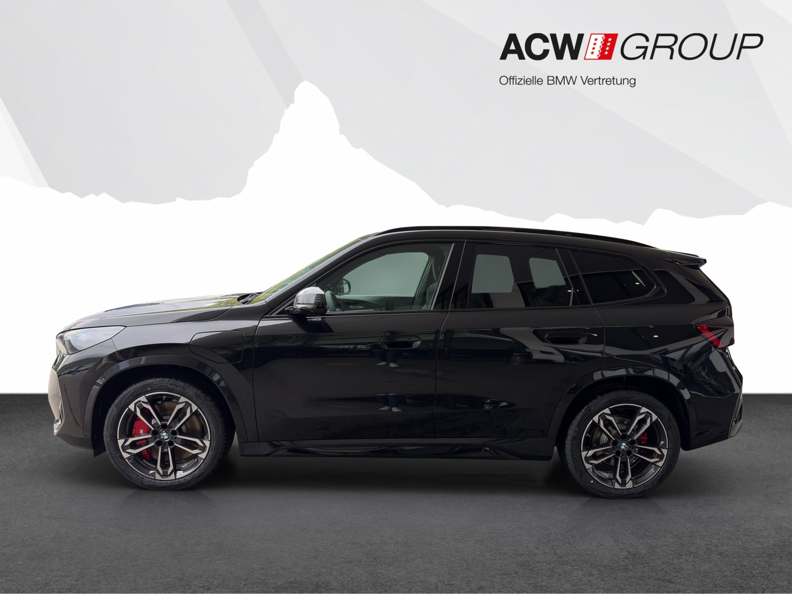 BMW X1 30e xDrive-showroom-element-1