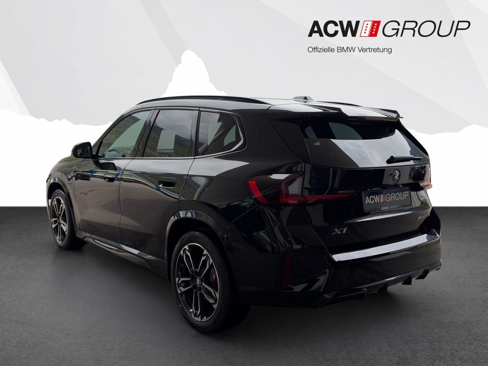 BMW X1 30e xDrive-showroom-element-2