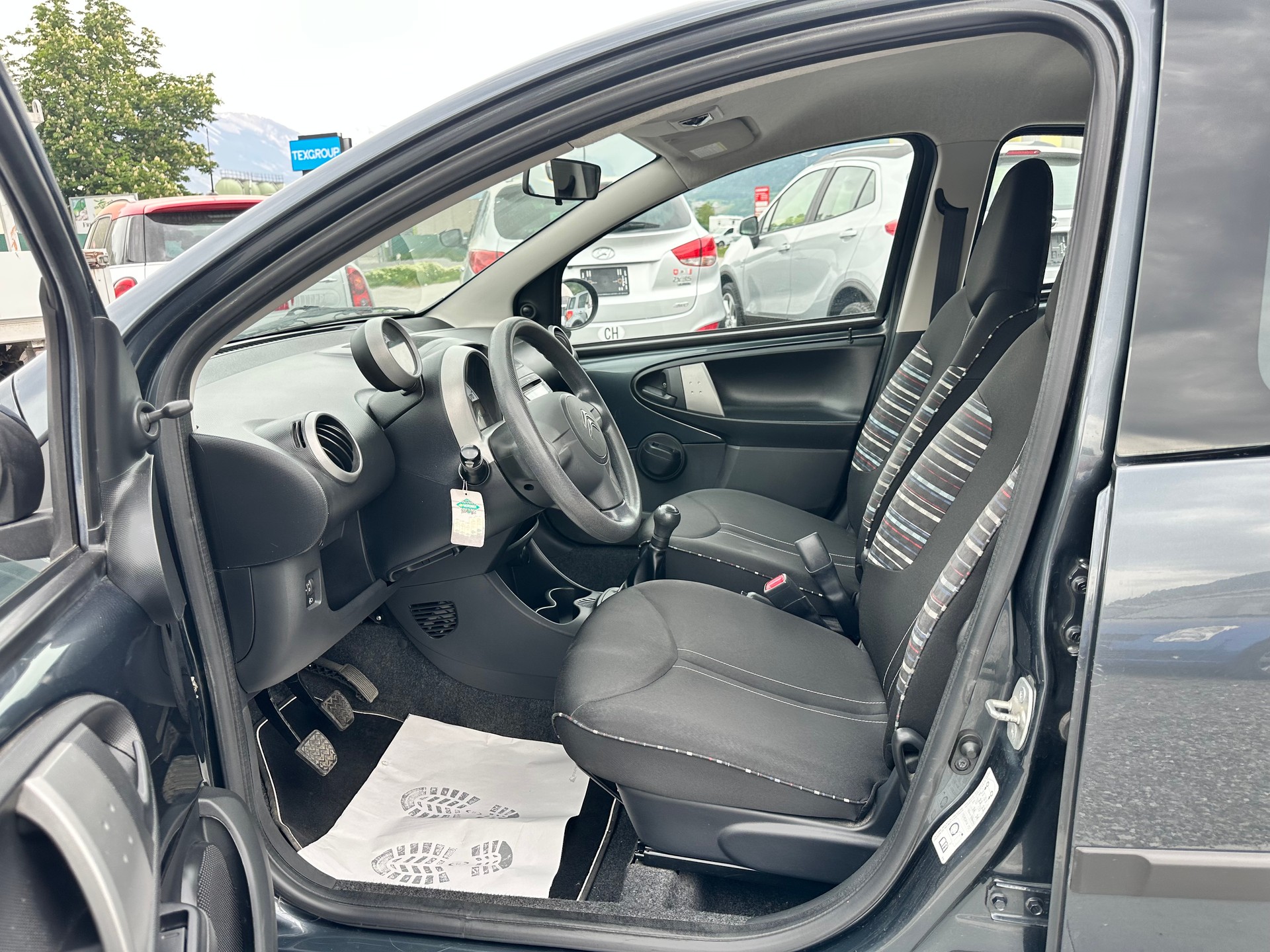 CITROEN C1 1.0i Séduction-image-8