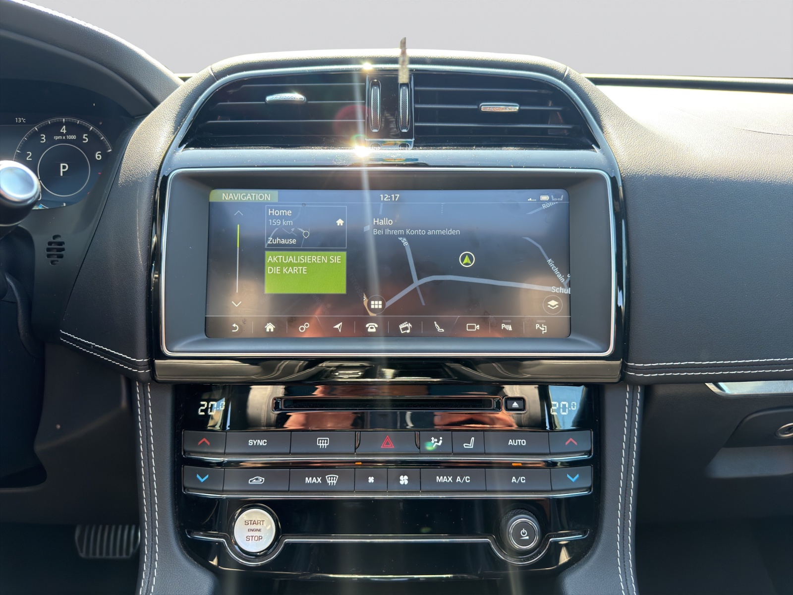 JAGUAR F-Pace 30t 2.0 Prestige AWD Automatik-image-16