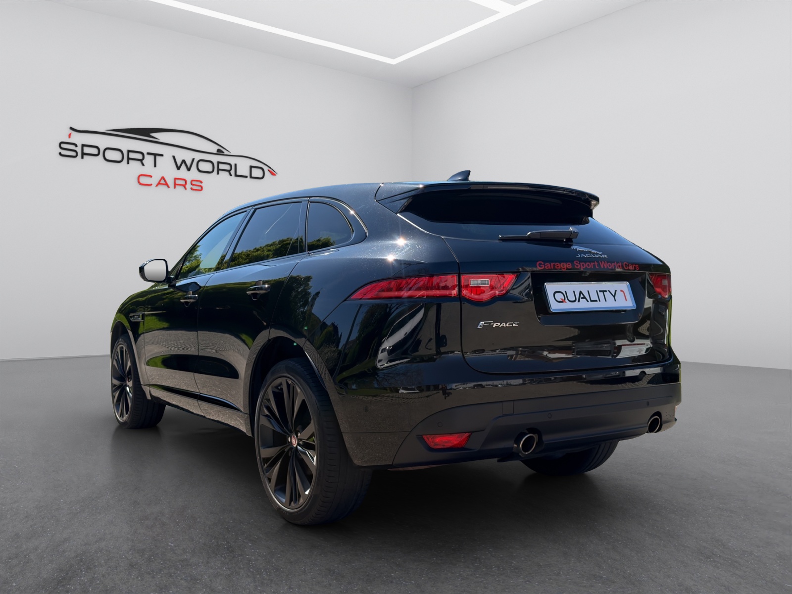 JAGUAR F-Pace 30t 2.0 Prestige AWD Automatik-image-21