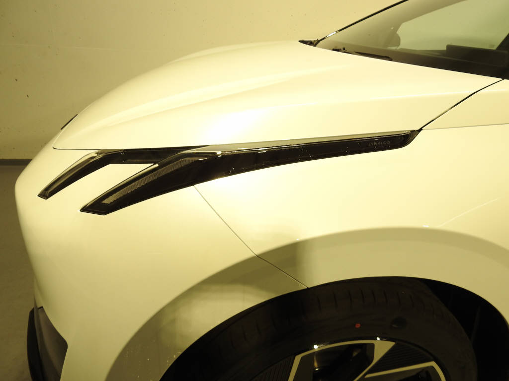 LYNK & CO 02-image-15
