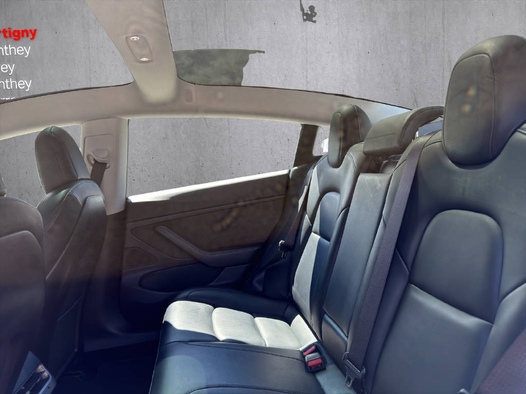 TESLA Model 3 Long Range Dual Motor AWD-image-14