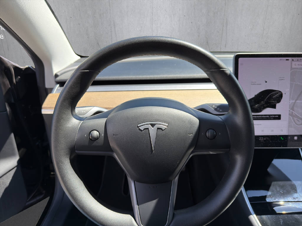 TESLA Model 3 Long Range Dual Motor AWD-image-12