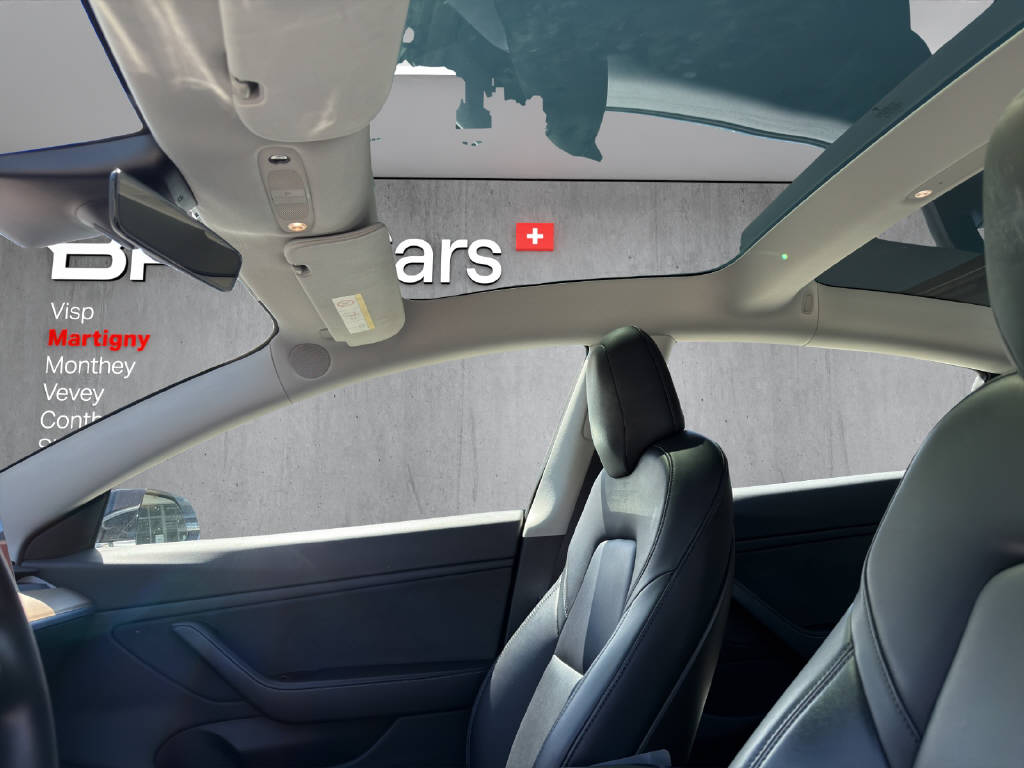 TESLA Model 3 Long Range Dual Motor AWD-image-13