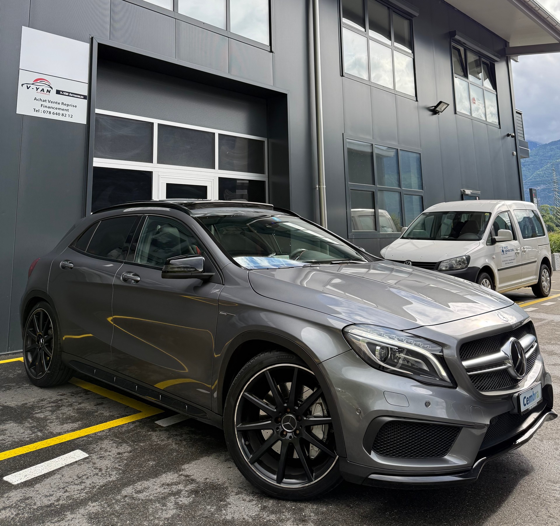 MERCEDES-BENZ GLA 45 AMG 4Matic 7G-DCT-image-1