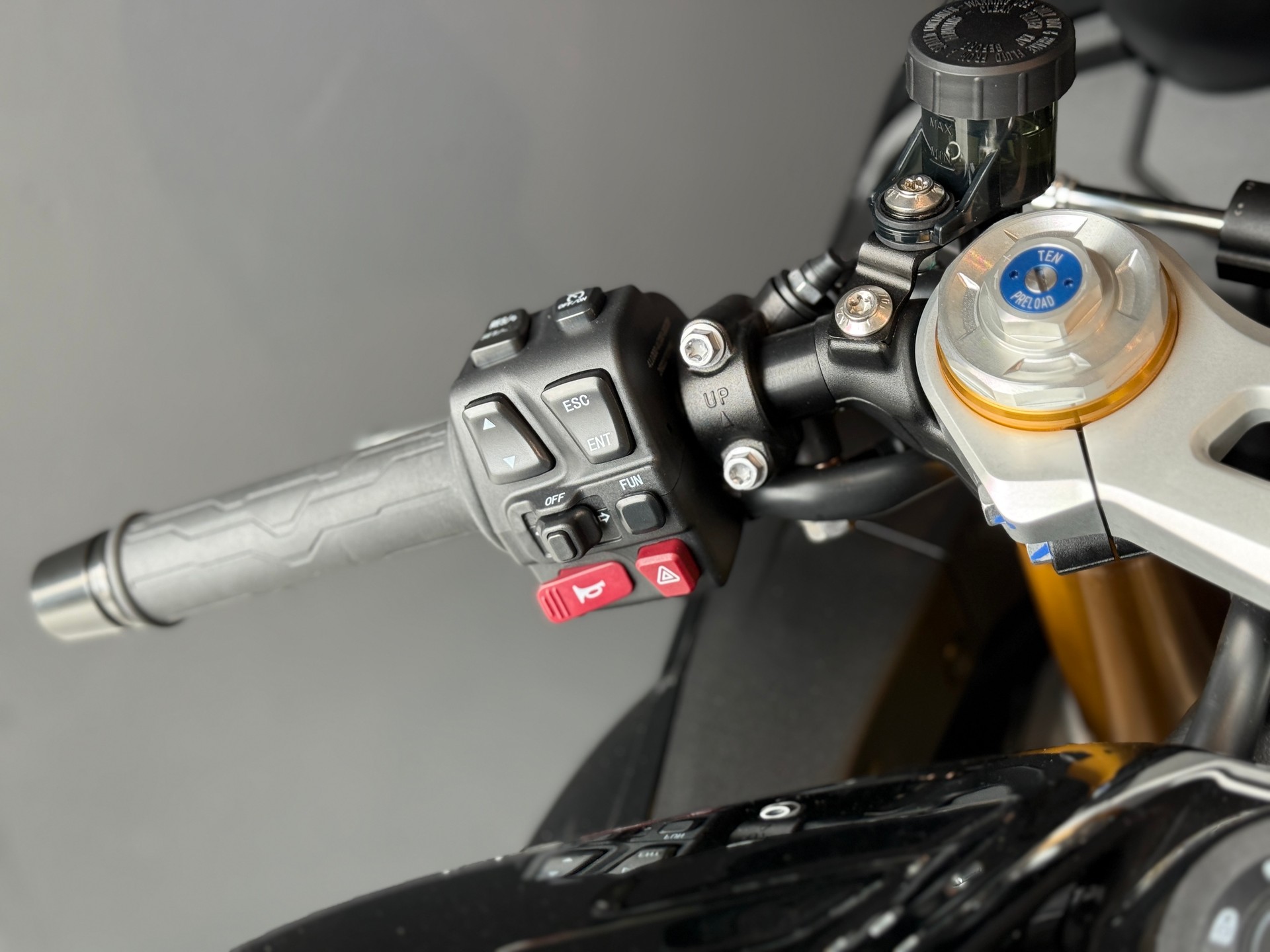 ZXMOTO 820 RR-image-12