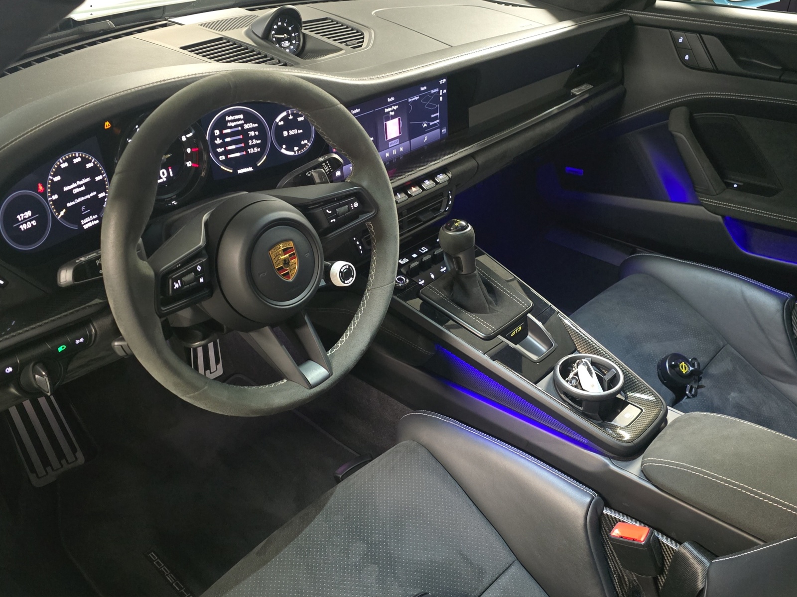 PORSCHE 911 GT3 PDK Akrapovic-image-8