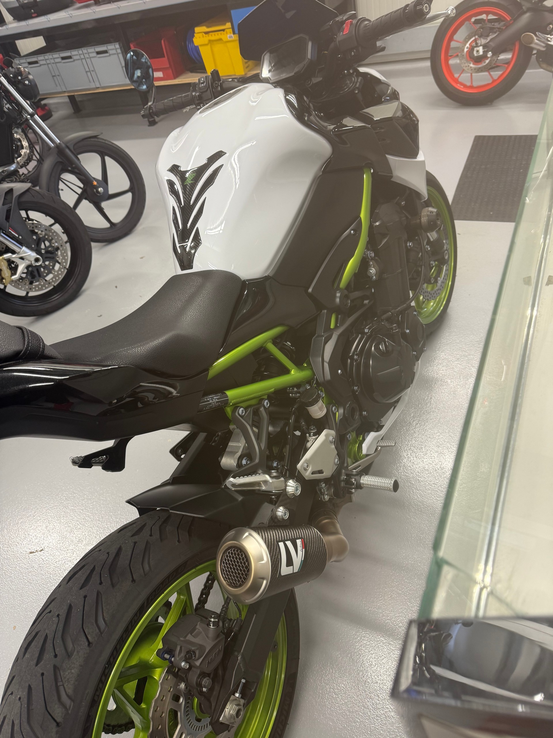 KAWASAKI Z 900 Performance (70kW)-image-3