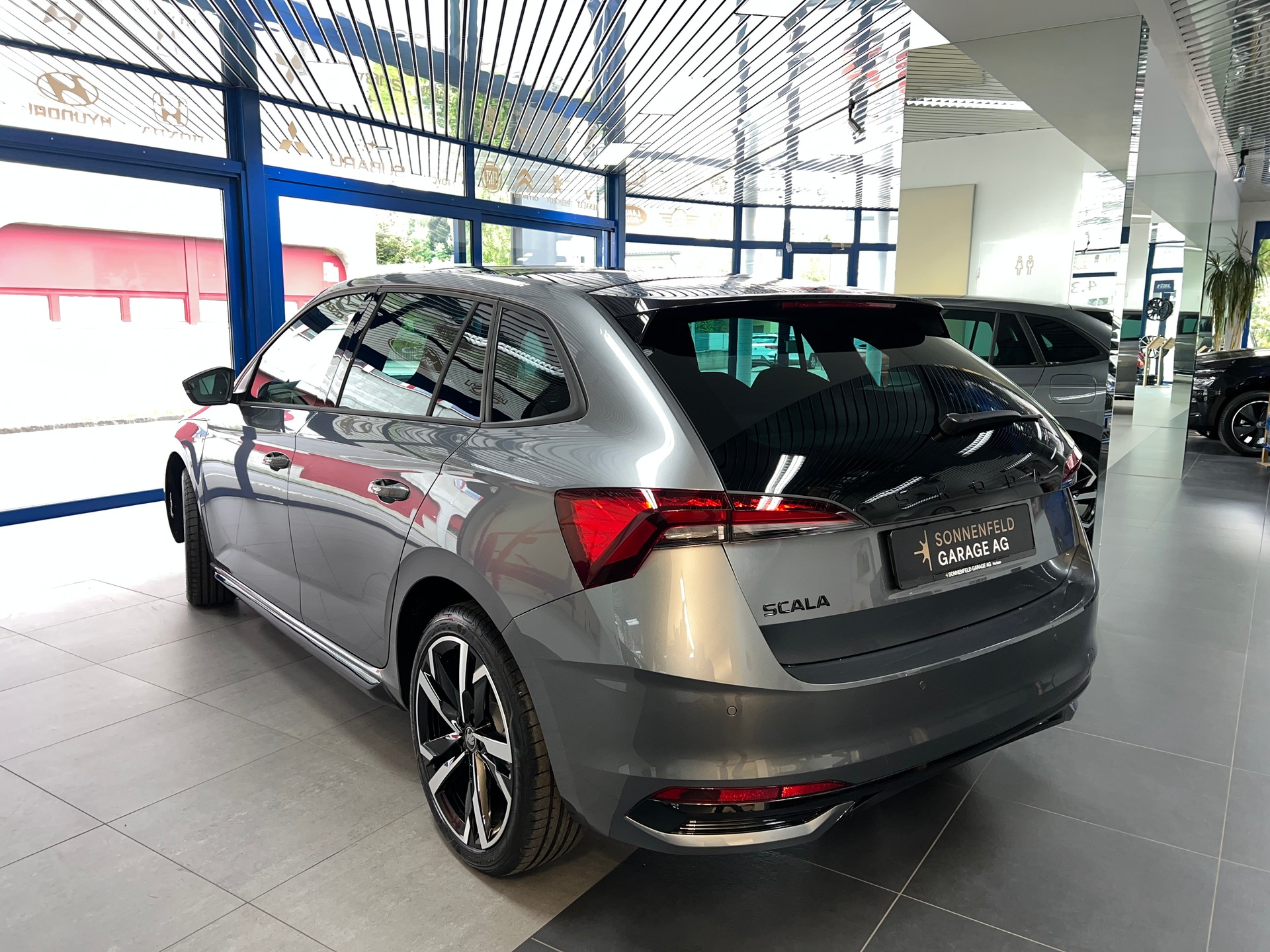 SKODA Scala 1.5 TSI Monte Carlo DSG-showroom-element-3