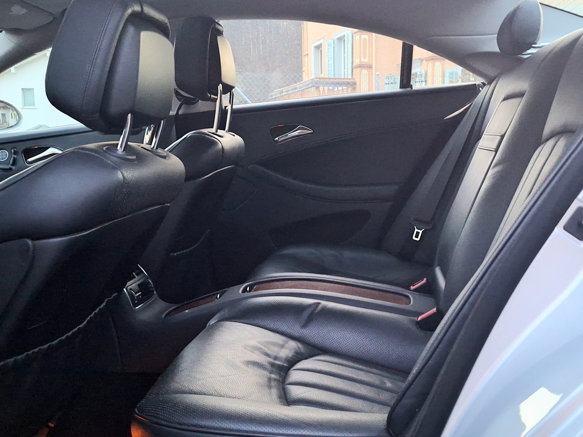 MERCEDES-BENZ CLS 350 CGI 7G-Tronic-image-9