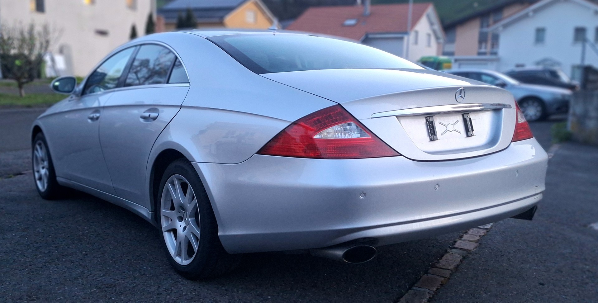 MERCEDES-BENZ CLS 350 CGI 7G-Tronic-image-5