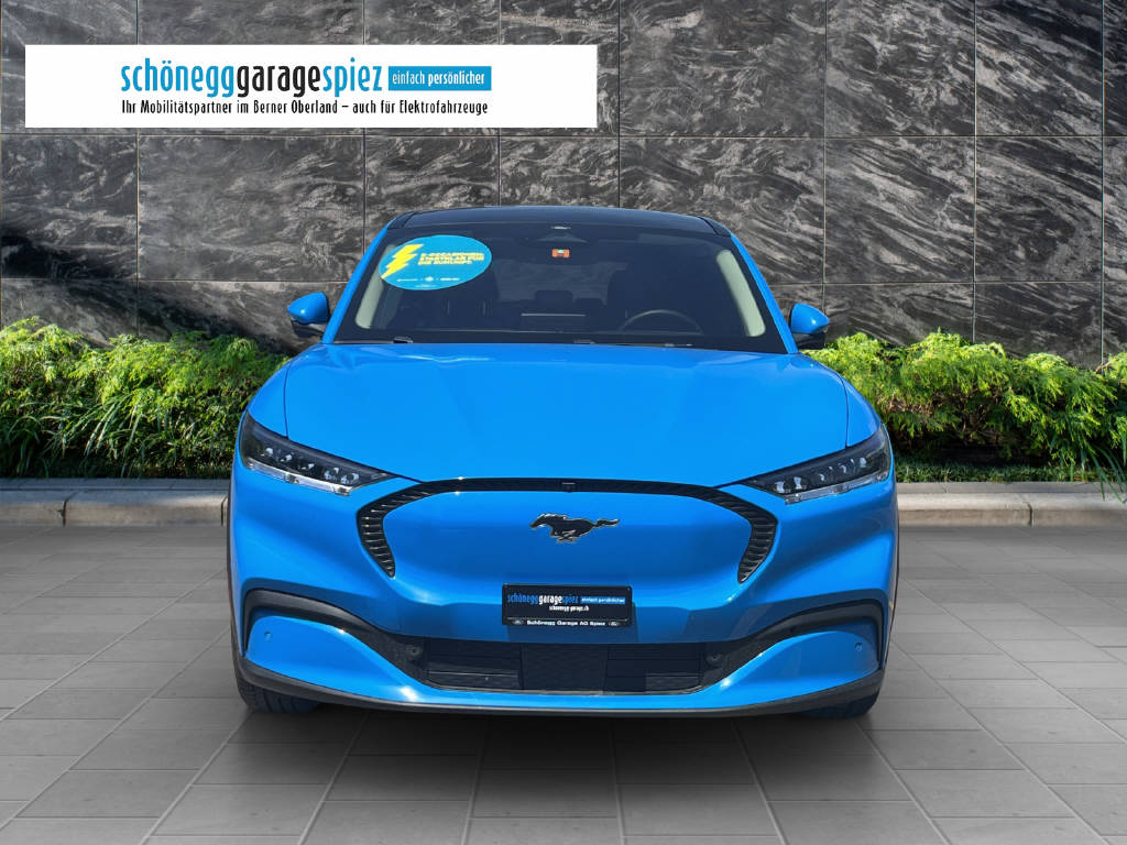FORD Mustang Mach-E Standard-showroom-element-1
