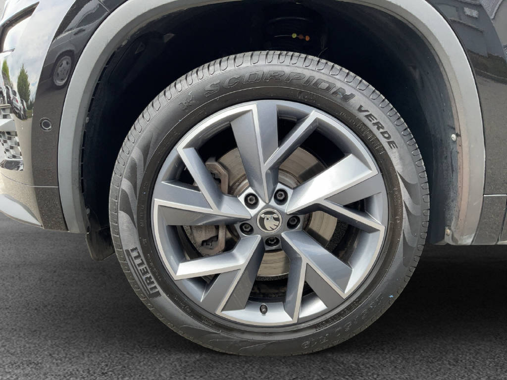SKODA Kodiaq 2.0 TSI Sportline DSG-image-13