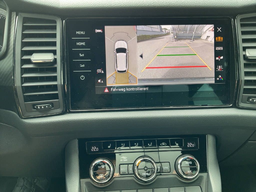 SKODA Kodiaq 2.0 TSI Sportline DSG-image-12