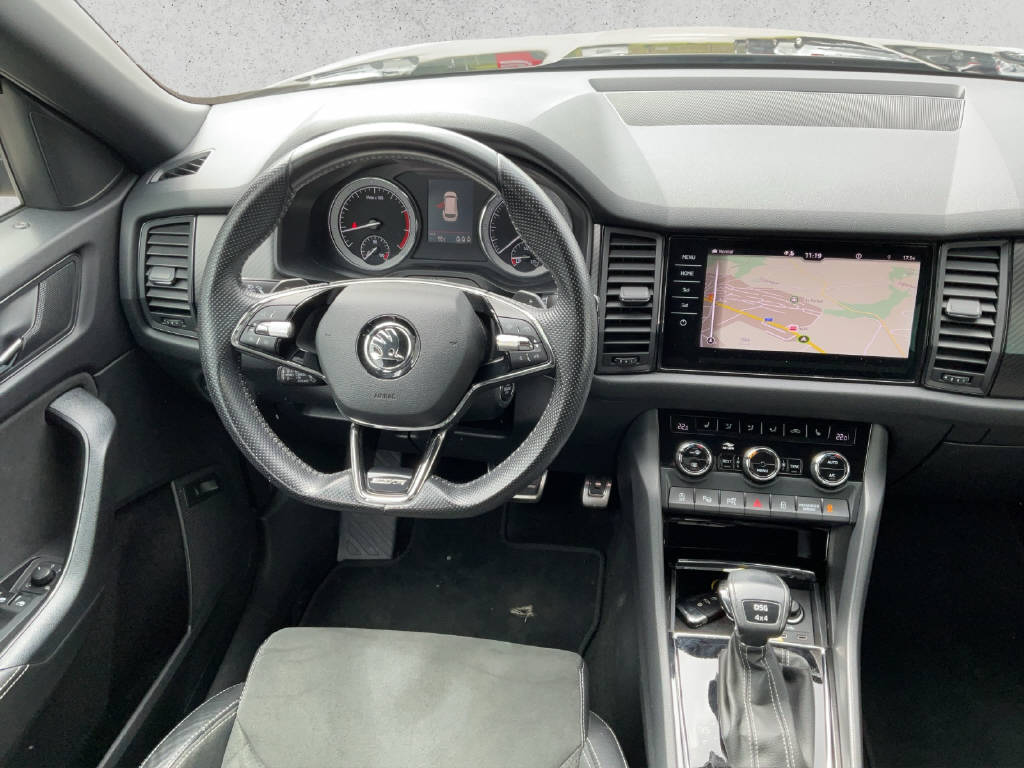 SKODA Kodiaq 2.0 TSI Sportline DSG-image-10