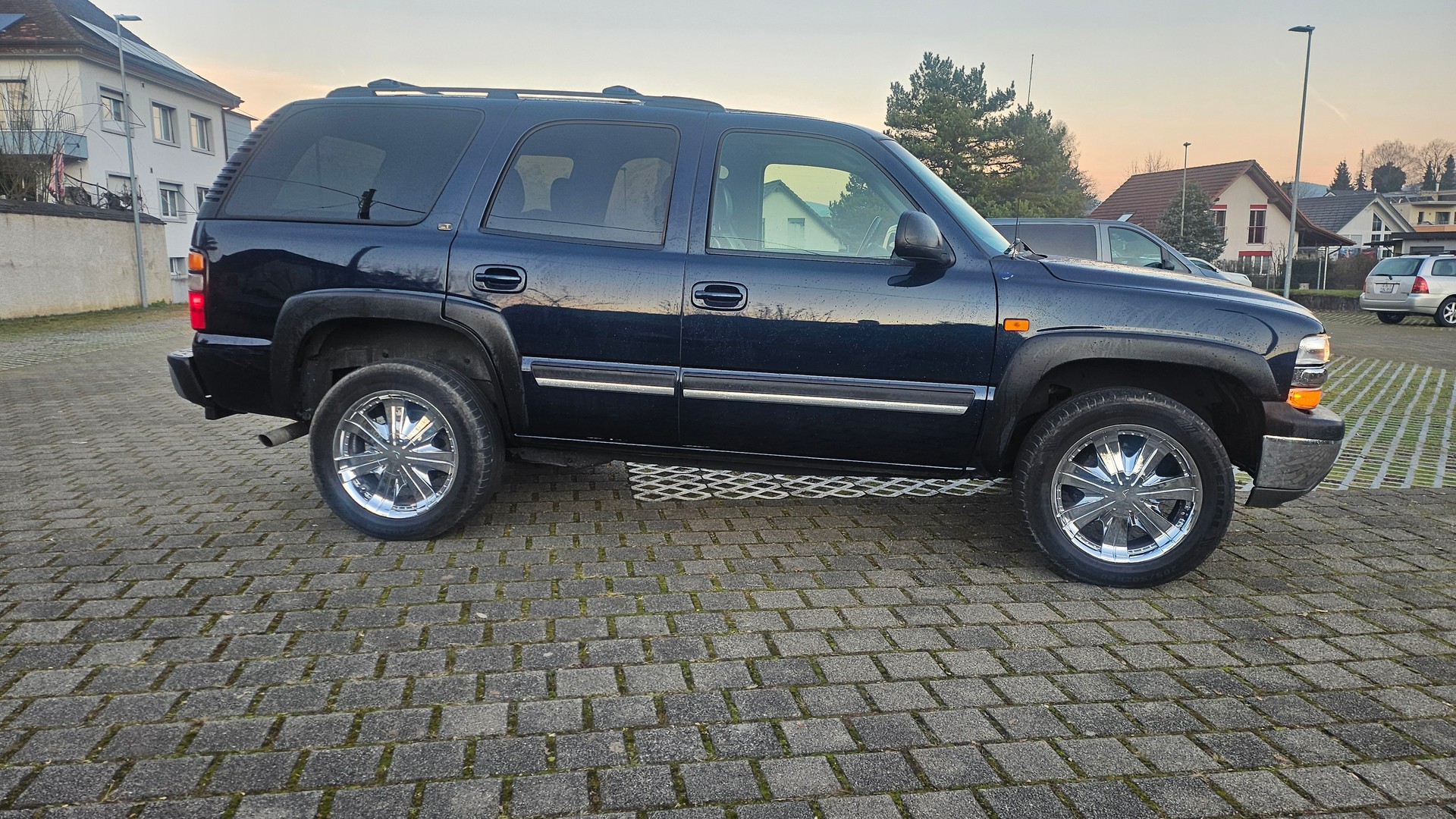 CHEVROLET Tahoe LT Autoride 5.3 Liter Vortec
