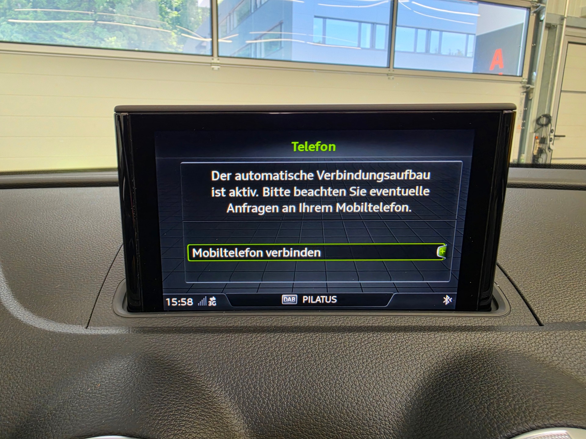 AUDI S3 Cabriolet 2.0 TFSI quattro S-tronic-image-13