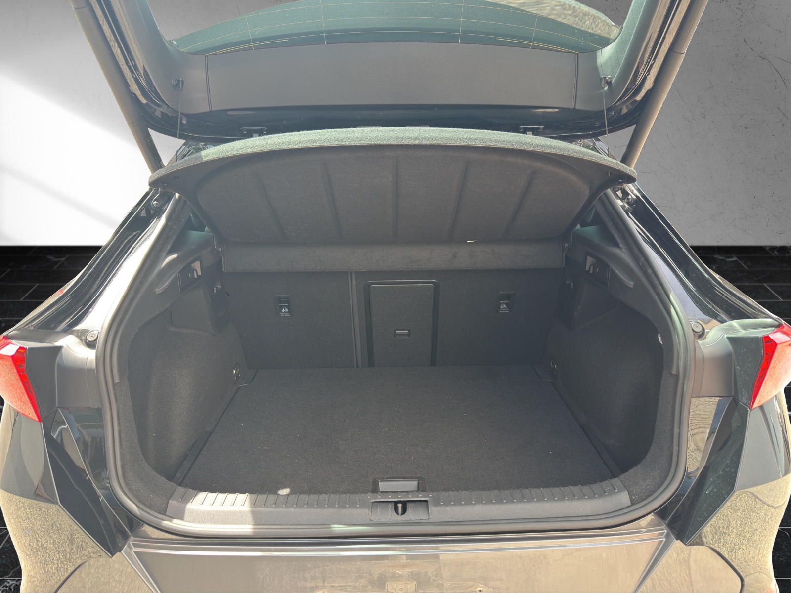 CUPRA Formentor 2.0TSI VZ DSG-image-13