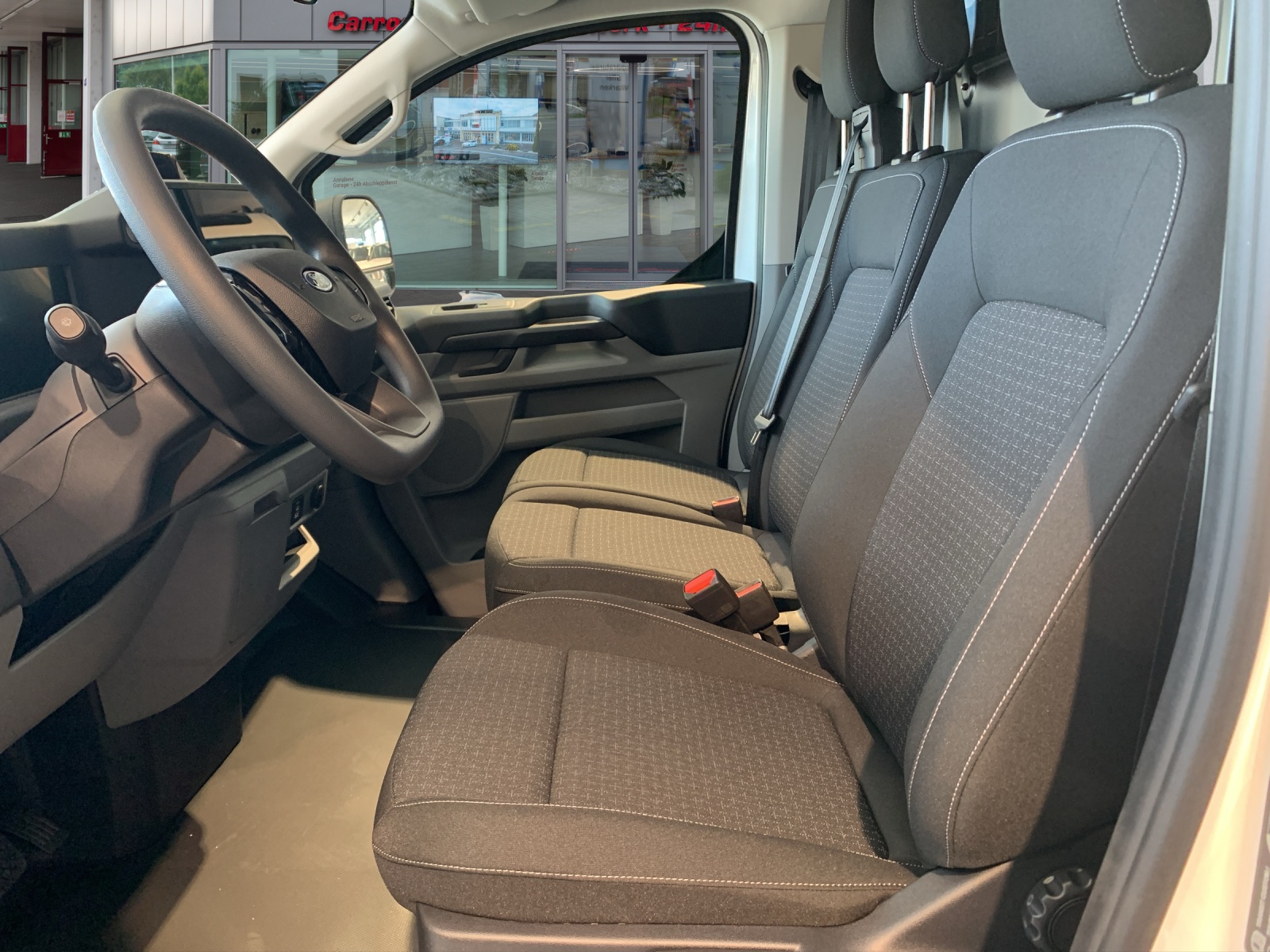FORD Transit C Van 320 L2 2.0 EcoBlue 136 Trend-image-10