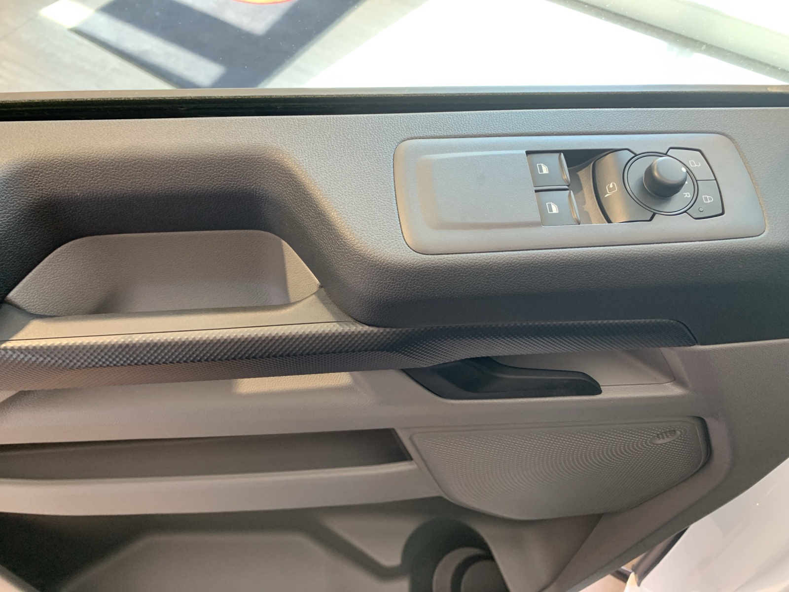 FORD Transit C Van 320 L2 2.0 EcoBlue 136 Trend-image-7