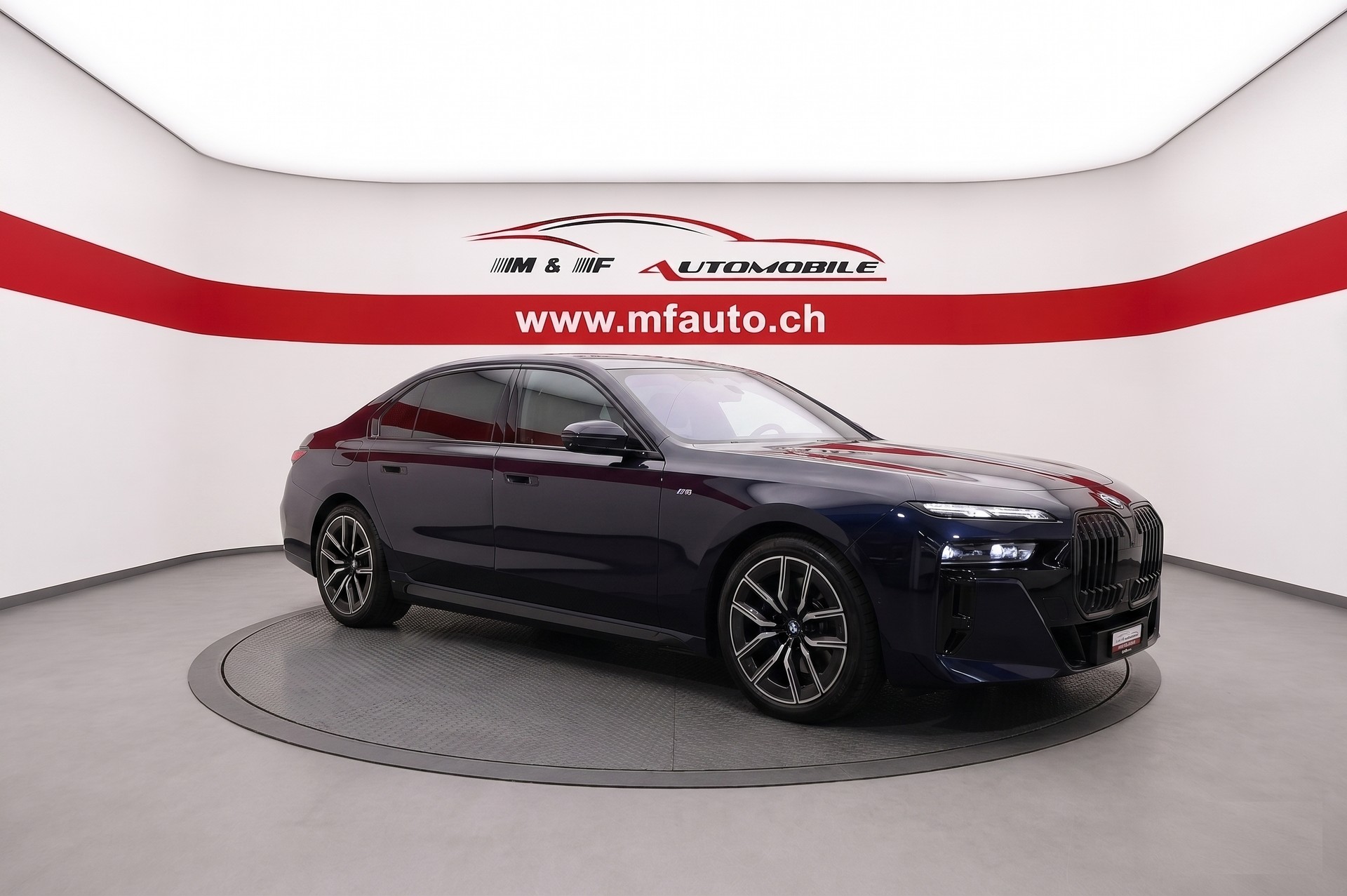 BMW 740d xDrive M _ Sport Pro * CH FAHRZEUG *-showroom-element-1