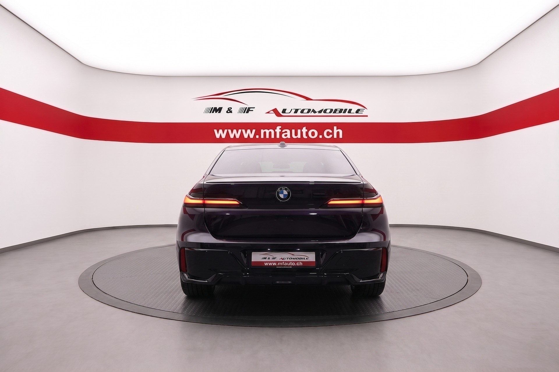BMW 740d xDrive M _ Sport Pro * CH FAHRZEUG *-image-4